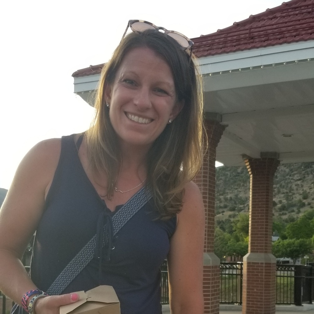 Meet your Posher, Jennifer